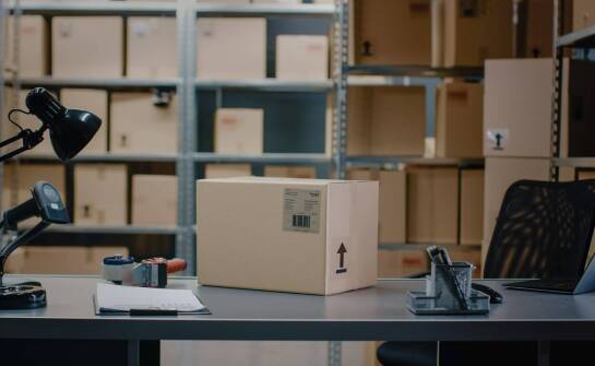 Zalety korzystania z darmowej dostawy przy zakupie części do hulajnóg.