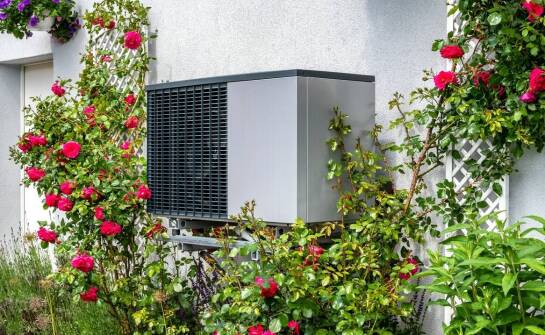 Wybór odpowiedniej pompy ciepła - kluczowe aspekty dla domu