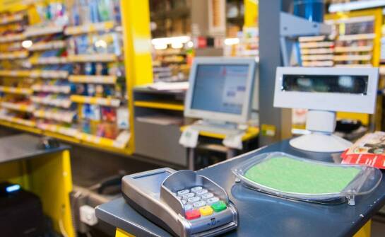 Terminale płatnicze – jak wpływają na komfort zakupów dla klientów?