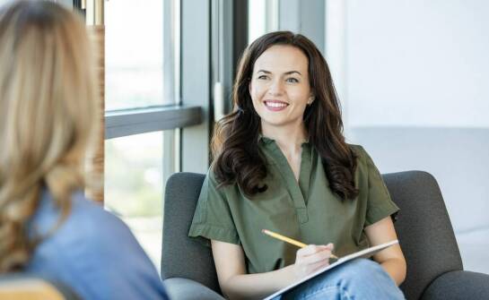 Jak kliniczny psycholog wspiera farmakologiczną terapię?