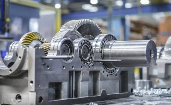 Ślimakowe motoreduktory – kluczowe zalety i zastosowania w różnych branżach