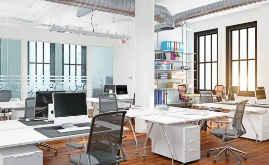 Wpływ lokalizacji i technologii na zadowolenie pracowników w biurze