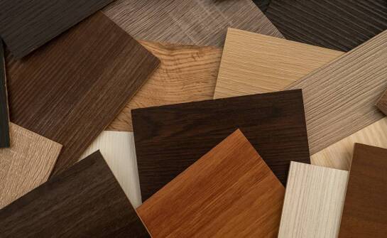 Jakie materiały są najczęściej używane w produkcji szafek na wymiar?