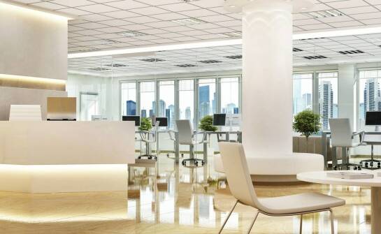 Jak centrum ubezpieczeń wspiera klientów w sytuacjach kryzysowych?