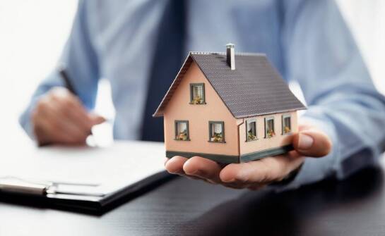 Jak agencja nieruchomości wykorzystuje nowoczesne technologie do promocji ofert?