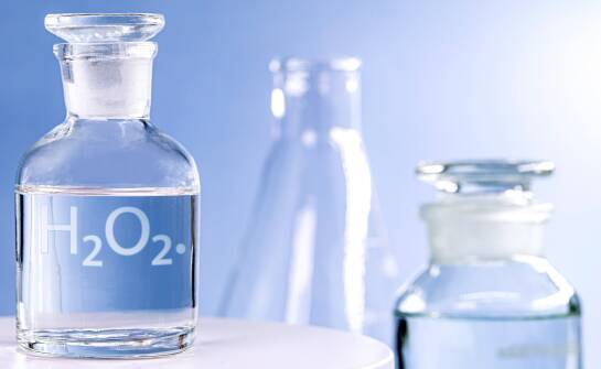 Ergonomia i funkcjonalność nowoczesnych szklanych baniek w aptekach