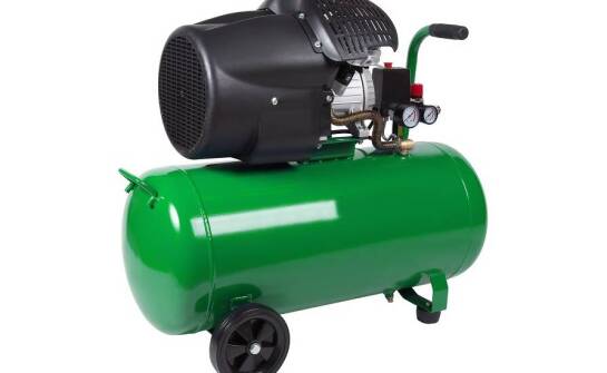 Zastosowanie kompresorów do wydmuchu sypkich materiałów w przemyśle chemicznym