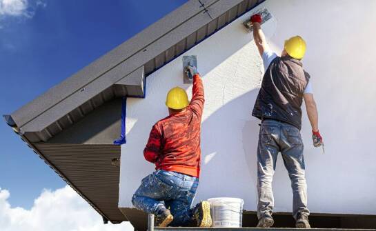 Jak profesjonalne ogniochronne malowanie wspiera zrównoważony rozwój budownictwa?