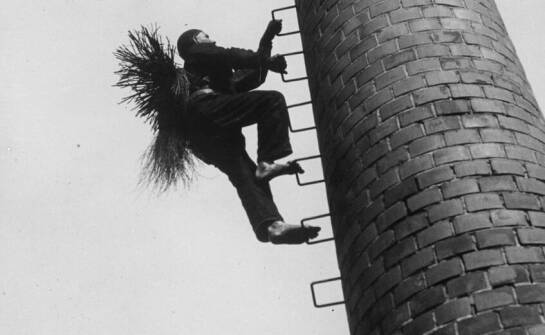 Przegląd kominiarski a konserwacja budynków zabytkowych