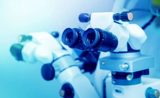 Rola nowoczesnego sprzętu w operacjach zaćmy – co warto wiedzieć?