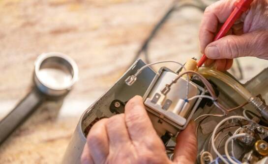 Jakie są zalety szybkiego serwisu gwarancyjnego i pogwarancyjnego dla taksometrów?