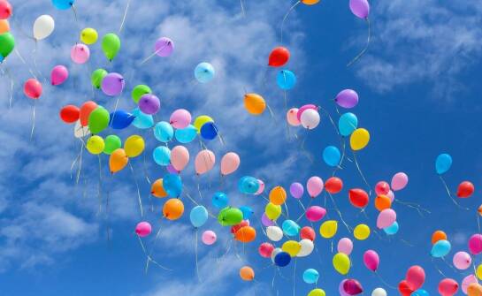 Foliowe czy lateksowe – jakie balony wybrać na imprezę?