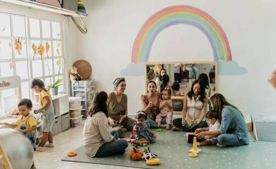 Jakie są efekty pracy w poradni pedagogicznej dla dzieci z emocjonalnymi zaburzeniami?