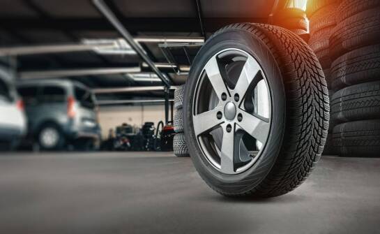 Jakie aluminiowe felgi do Audi wybrać dla optymalnego stylu i wydajności?