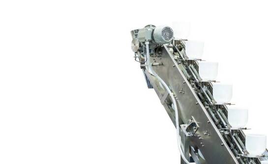 Przenośnik kubełkowy do zboża a bezpieczeństwo pracy w zakładach produkcyjnych