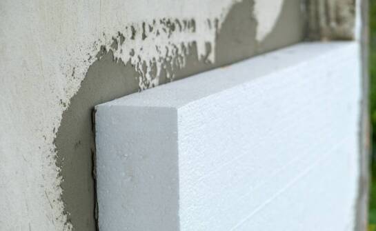 Jak płyty PIR zwiększają trwałość izolacji zewnętrznych ścian