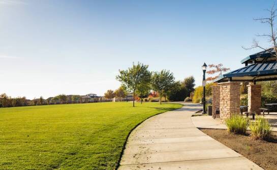 Rola worków na śmieci w utrzymaniu porządku w publicznych przestrzeniach