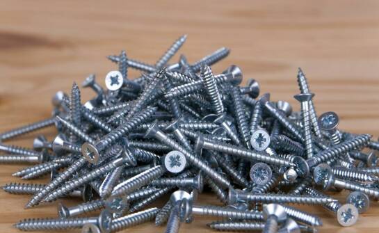 Blachowkręty a ich wpływ na zrównoważony rozwój w budownictwie