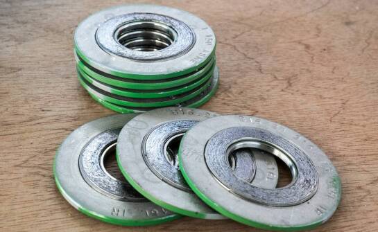 Wpływ gumowych oring ów na ochronę przed wyciekami w przemyśle