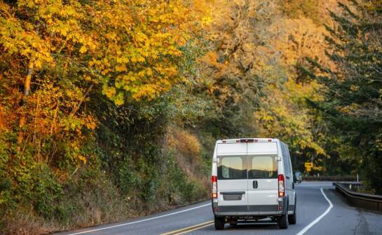 Profesjonalne przechowywanie i wymiana opon – zalety oferty mobilnego serwisu