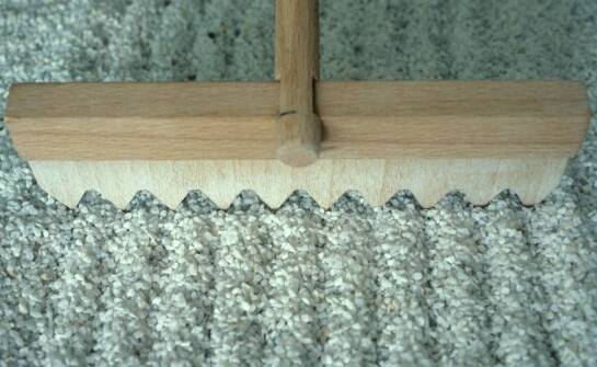 Zalety mechanicznego trzepania dywanów przed praniem.