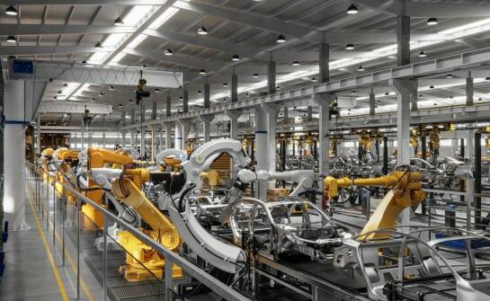 Przewody wysokiego napięcia – automatyzacja montażu dla zwiększenia precyzji.