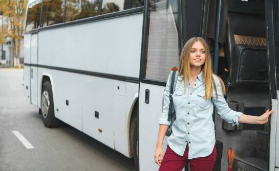 Dokąd zorganizować wyjazd integracyjny z biurem podróży dla firm?