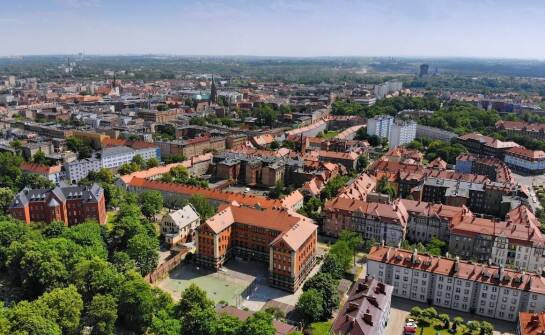 Dlaczego warto rozważyć zakup domu na Pradze Północ w Warszawie?