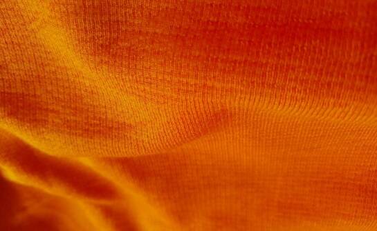 Dlaczego warto inwestować w wysokiej jakości flare spodnie?