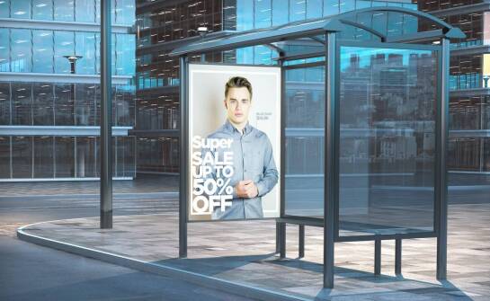 Zastosowanie reklamowych ekspozytorów w różnych sektorach rynku – przykłady i inspiracje