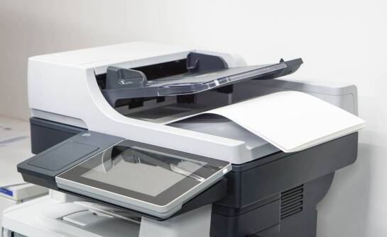 Jak wybrać odpowiednie kserokopiarki do wynajmu dla małej firmy?