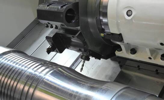 Czym jest obróbka skrawaniem wielkogabarytowa?