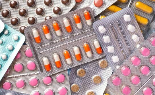 Dlaczego tekturowe opakowania są kluczowe dla branży farmaceutycznej?