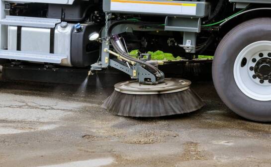 Ręczna zamiatarka a ekologia – dlaczego warto wybrać ten model?