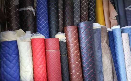 Dlaczego warto współpracować z hurtownią meblowych akcesoriów?