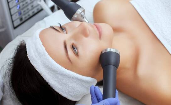 Jakie efekty można uzyskać dzięki oczyszczaniu wodorowemu twarzy?