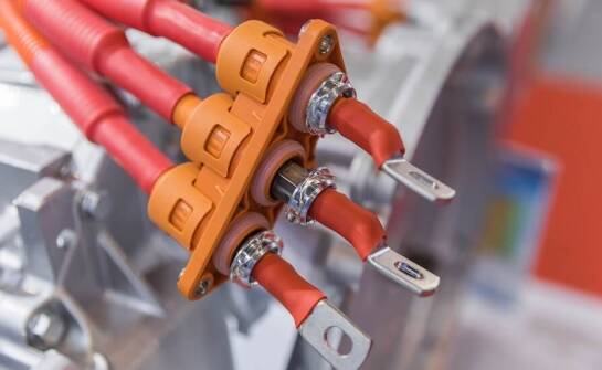 Wpływ głowic i muf na bezpieczeństwo sieci średniego napięcia