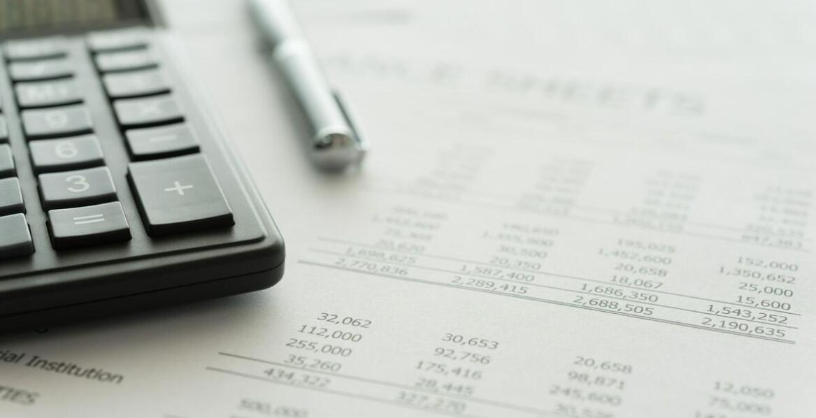 Znaczenie dokładności w rozliczaniu wynagrodzeń dla pracowników