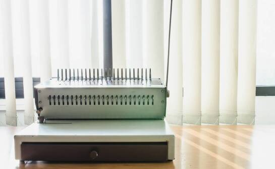 Nowoczesne elektryczne bindownice – co oferują najnowsze modele?