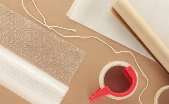 Jakie są najczęstsze błędy przy wyborze taśm do pakowania i jak ich unikać?