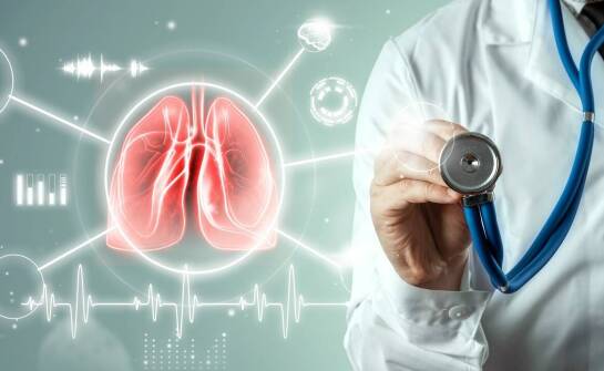 Jakie spirometryczne badania są zalecane dla pacjentów z astmą?