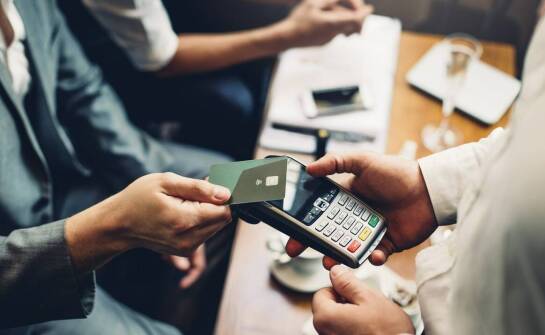 Jakie są najczęstsze pytania dotyczące telefonów komórkowych na Półwsi?