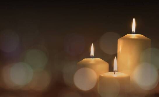 Jak muzyczna oprawa może pomóc w przeżywaniu żałoby?