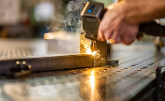 Zastosowanie lutospawania w nowoczesnym stalowym przemyśle