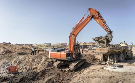 Wyrównywanie terenu pod inwestycje – nasza oferta dla klientów wymagających