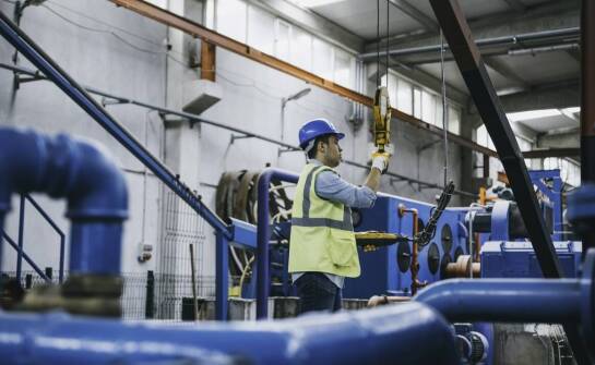 Serwis hydrauliki siłowej – dlaczego warto zainwestować w profesjonalną obsługę?