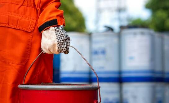 Znaczenie terminowego odbioru olejów dla ekologicznego bezpieczeństwa