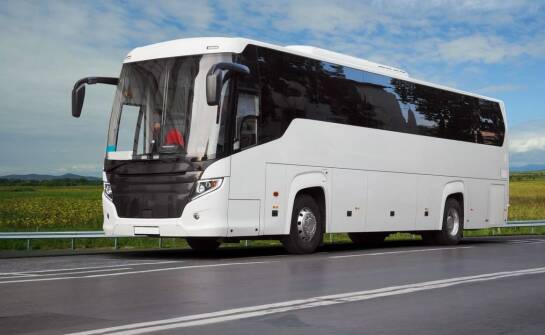 Przewozy autokarowe na krajoznawcze wycieczki – odkryj piękno Polski