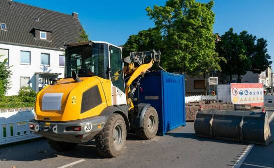 Jakie są kluczowe aspekty transportu betonowych szamb na terenie UE?