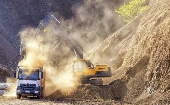 Wie verbessern Kippbehälter die Effizienz auf der Baustelle?